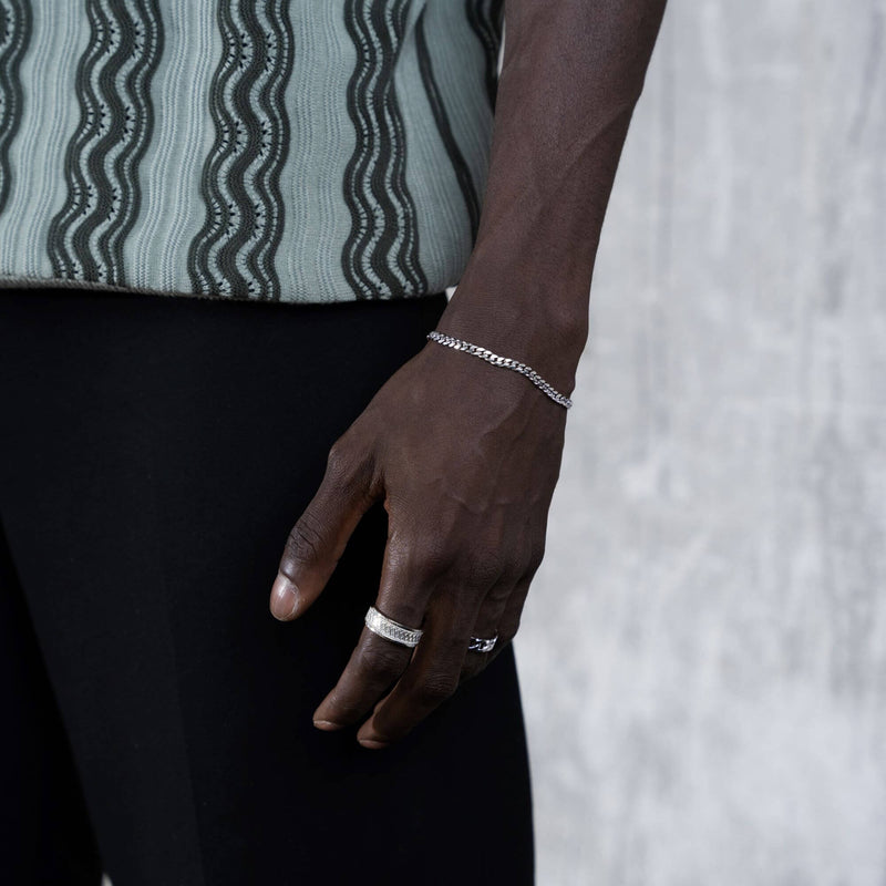 CURB KETTING CUBAANSE ARMBAND 925 ZILVER GERHODINEERD 4,00MM