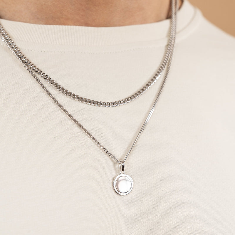 GRAVEERPLAATJE MUNT COLLIER 925 ZILVER GERHODINEERD
