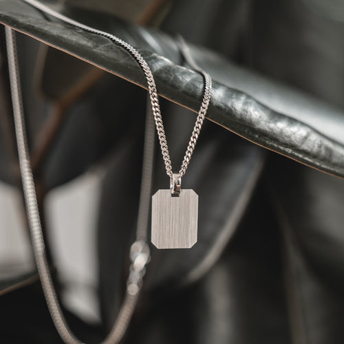 GRAVEERPLAATJE ACHTHOEK COLLIER 925 ZILVER GERHODINEERD - IDENTIM®