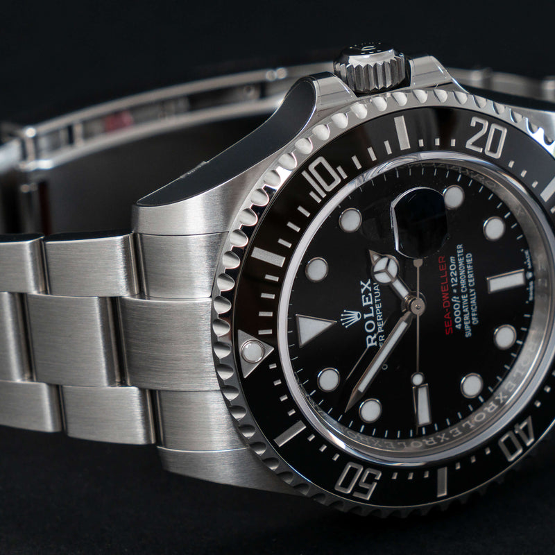 ROLEX SEA-DWELLER ROOD STAAL/KERAMISCH - 126600 - 2023 - VOLLEDIGE SET - VOLLEDIG GELIJMD - NIEUW