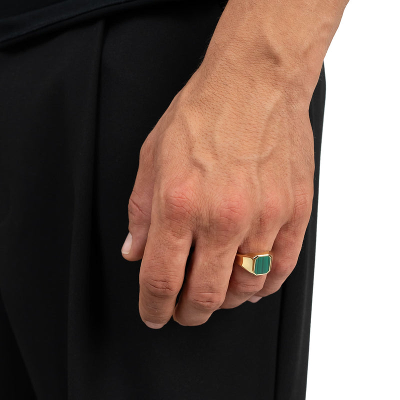 ZEGELRING MALACHIET ACHTHOEK 585, 750 GOUD