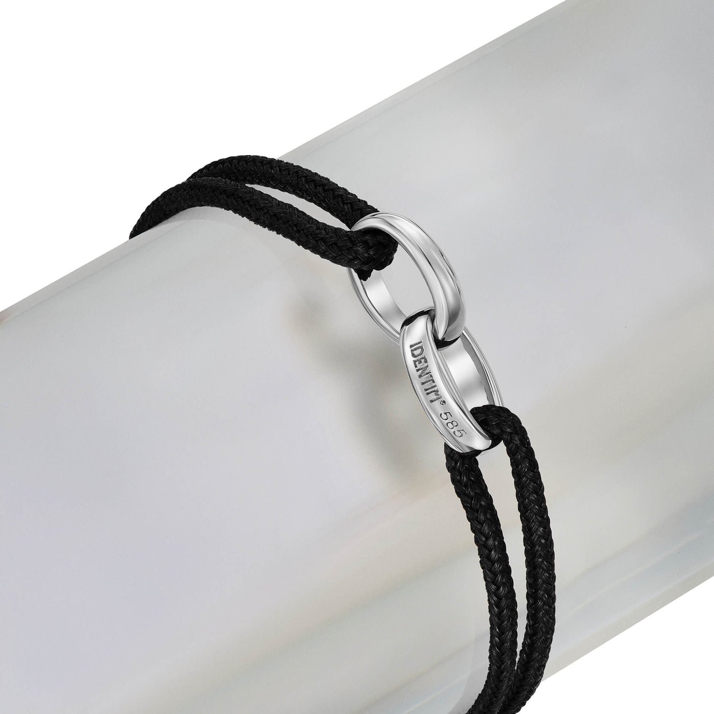 GLORIE ARMBAND ZWART STOFFARMBAND 585 WITGOUD