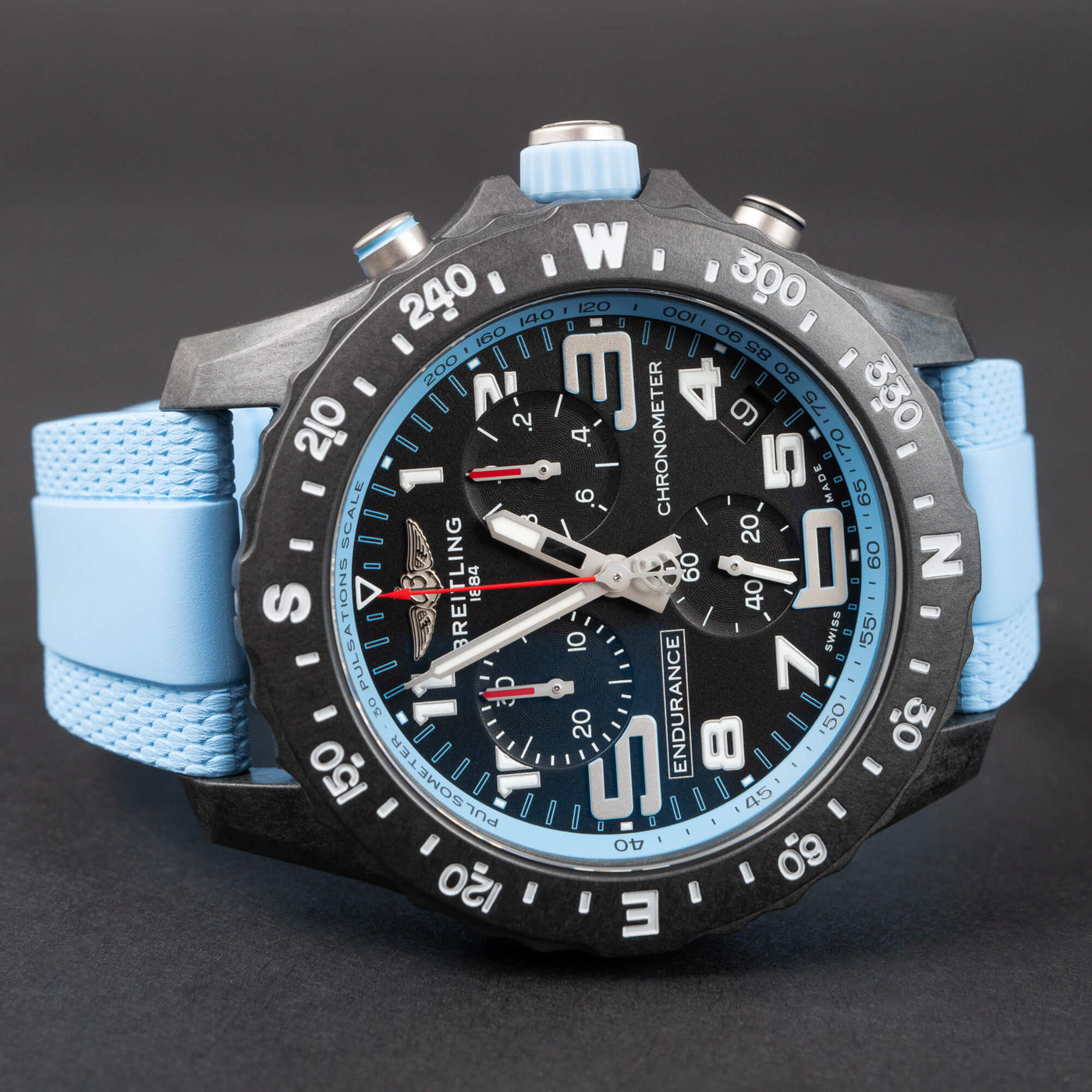 BREITLING ENDURANCE PRO - X82310 - 2024 - VOLLEDIGE SET - ONGEDRAGEN - NIEUW